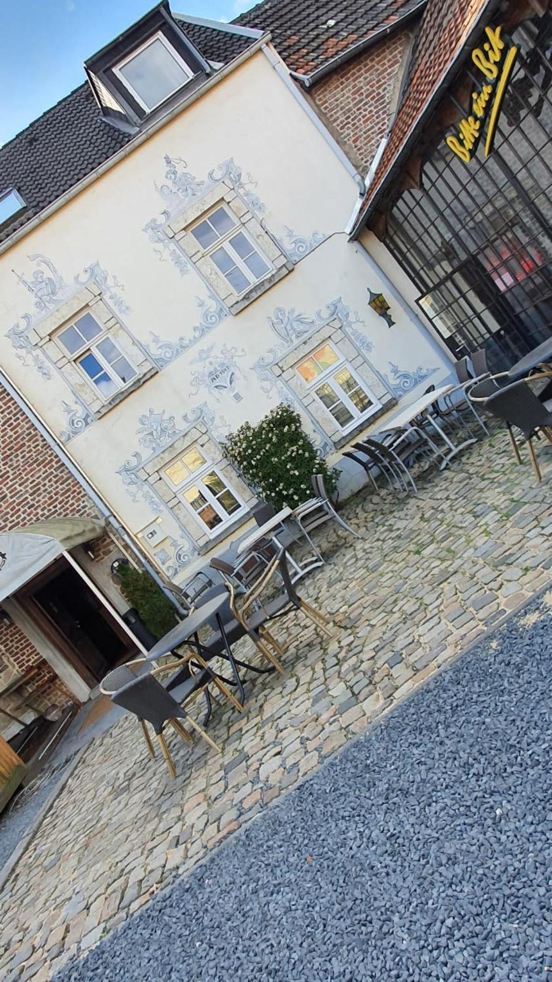 Hotel Zur Bruecke Herzogenrath Exterior photo